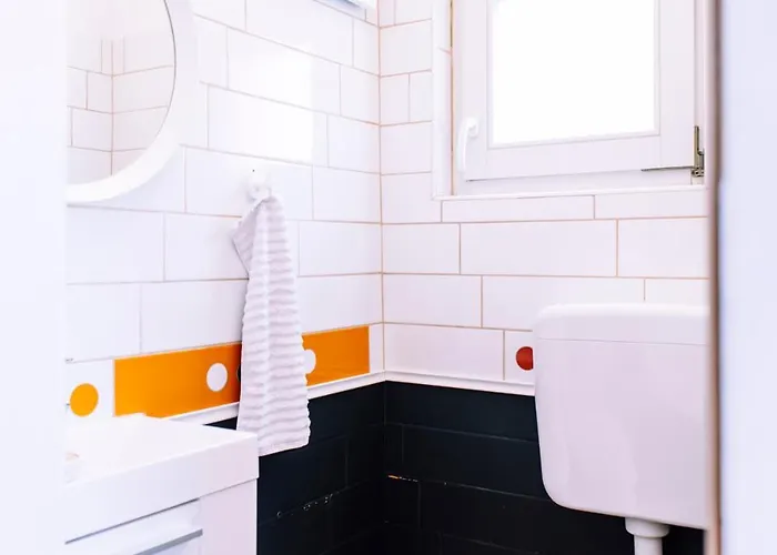 Cozy Flat In Center 마리보르