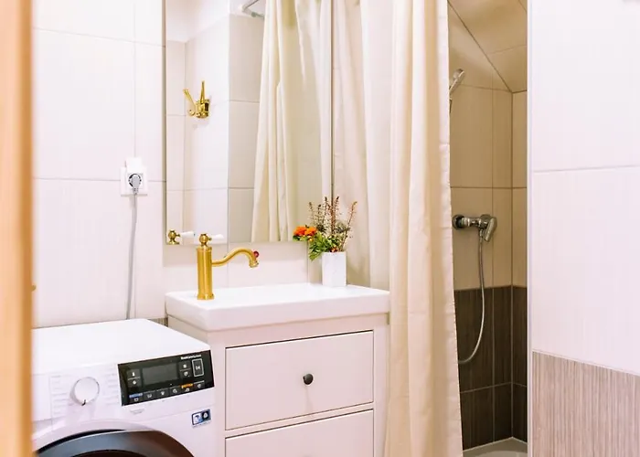 Cozy Flat In Center 마리보르